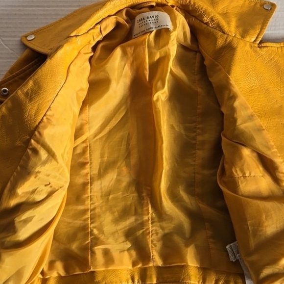 Zara Basic Outerware Women's Yellow Mustard Faux Leather Motorcyc Jacket Size XS - Picture 4 of 15